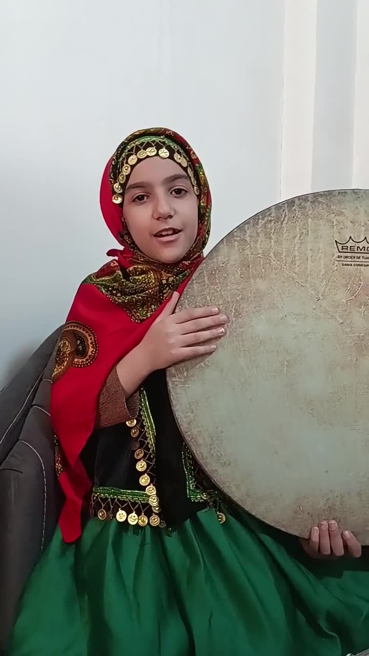 دف نوازی با عشق