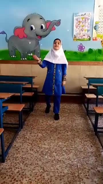 خواندن سرود اول مهر توسط ریحانه بایرامی